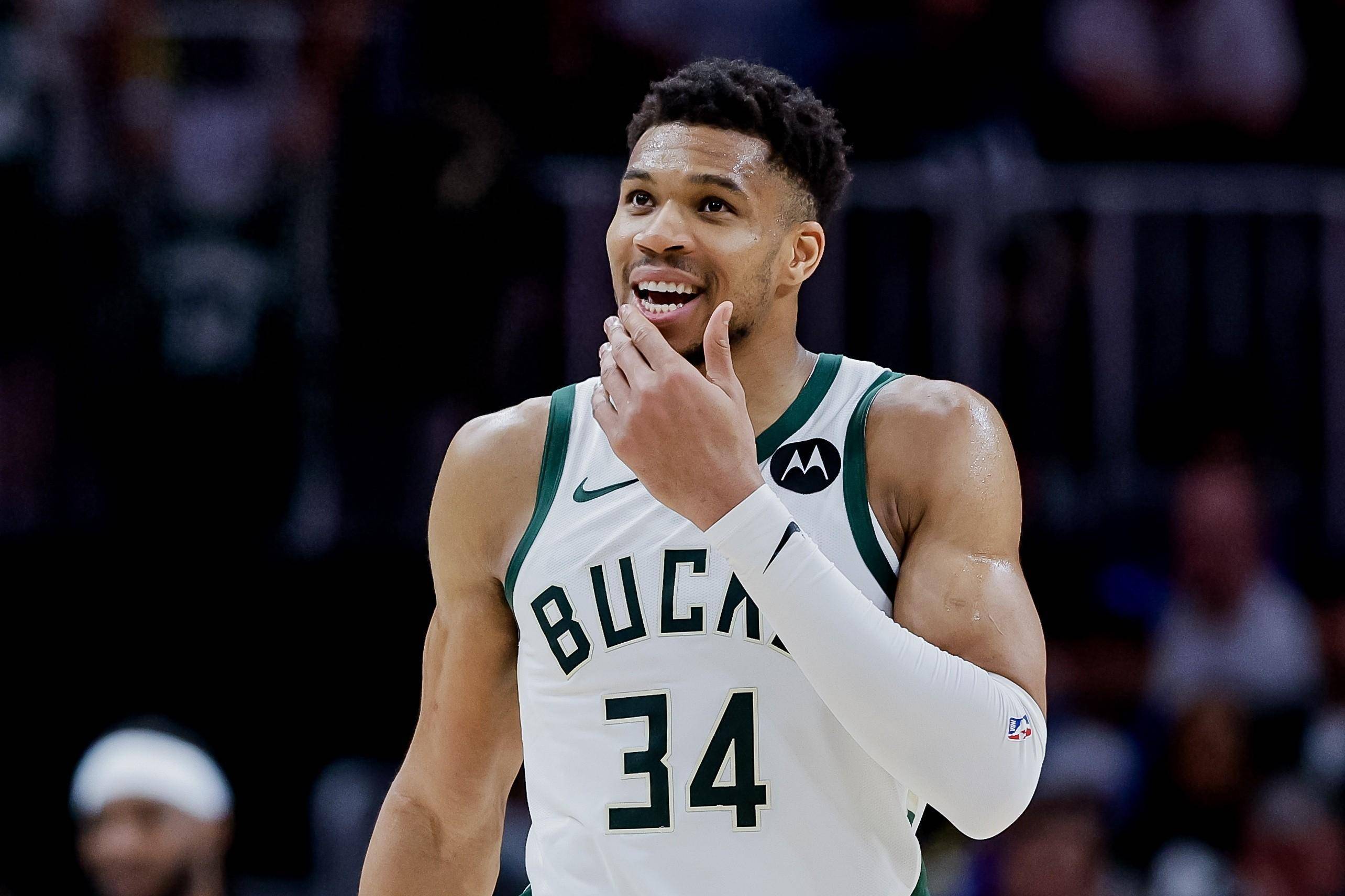 爱游戏-关于NBA季后赛赛程吃紧，武汉三镇转会期遗憾出局，引发热议，赛季目标并未改变的信息