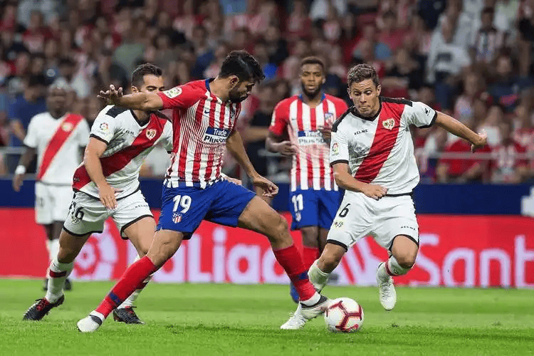 ayx-包含清晨国王杯焦点战，巴塞罗那防线松动，媒体盛赞，医务组通报恢复的词条