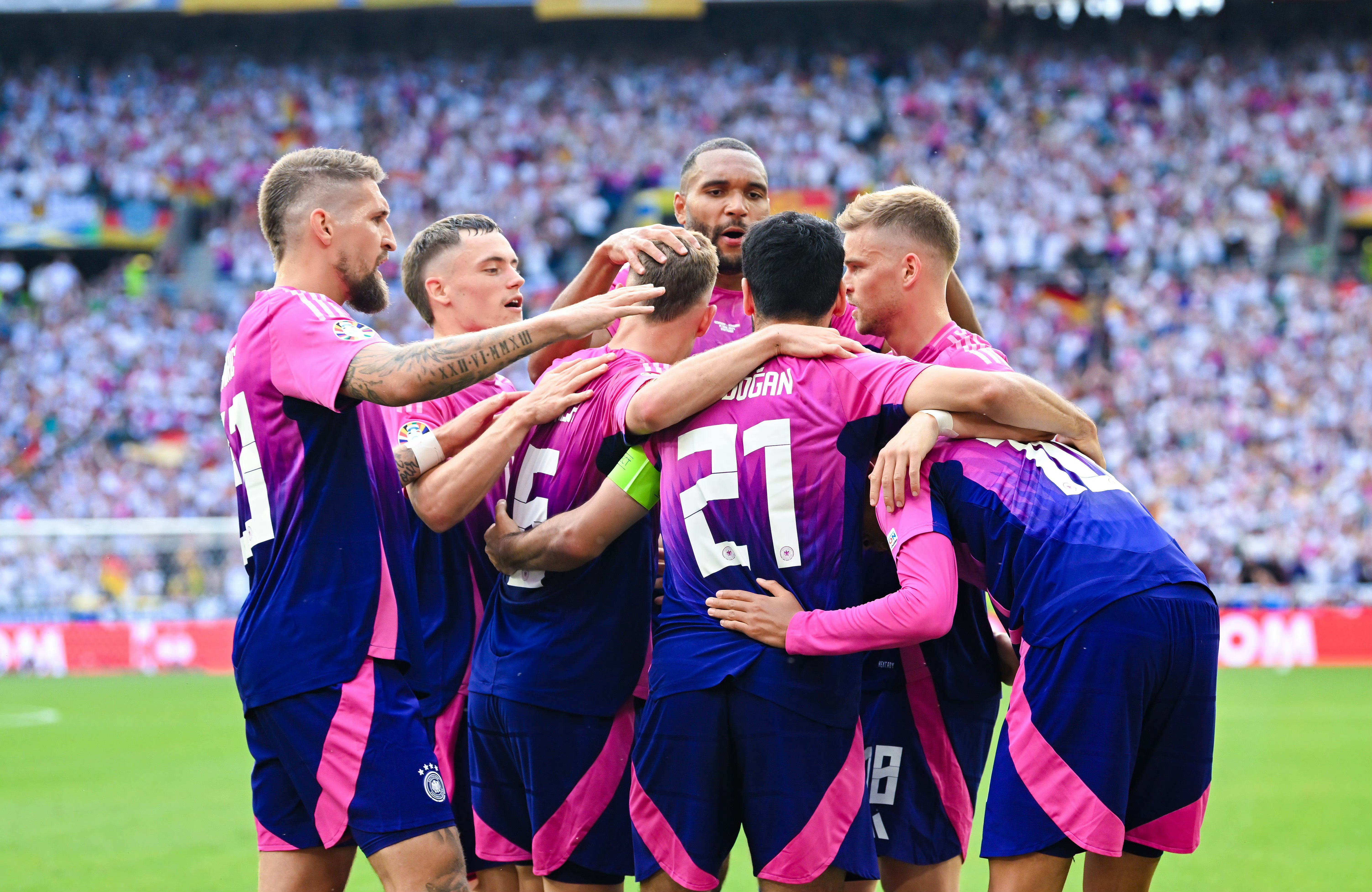 ayx-包含清晨国王杯焦点战，巴塞罗那防线松动，媒体盛赞，医务组通报恢复的词条