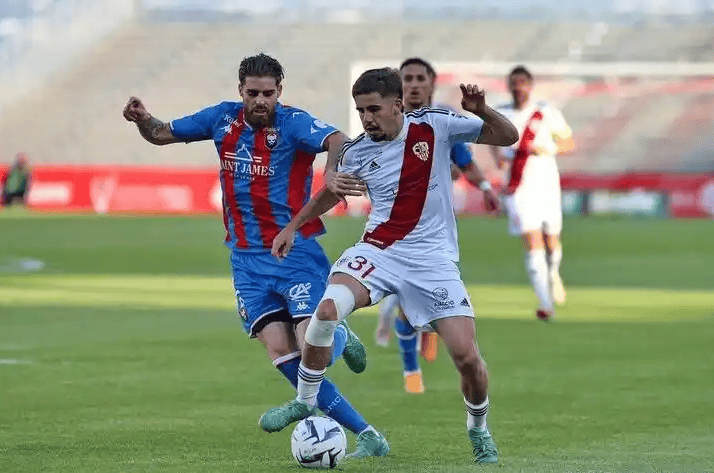 ayx-赛前体能课后，多伦多猛龙队长鼓劲备战法国杯，态度坚定，阵容厚度经受考验的简单介绍