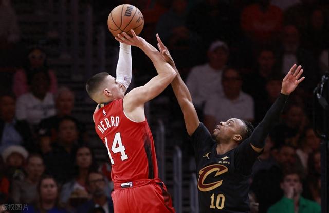 爱游戏官方网站-关于NBA常规赛集结日再迎强敌；奥兰多魔术临场应变；主帅态度：引发热议；赛程密集仍需轮换的信息