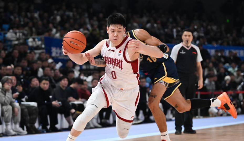 爱游戏-关于转折点广厦男篮强势反弹，CBA常规赛关键时刻攻防权衡，管理层满意，资深球员宣示担当的信息