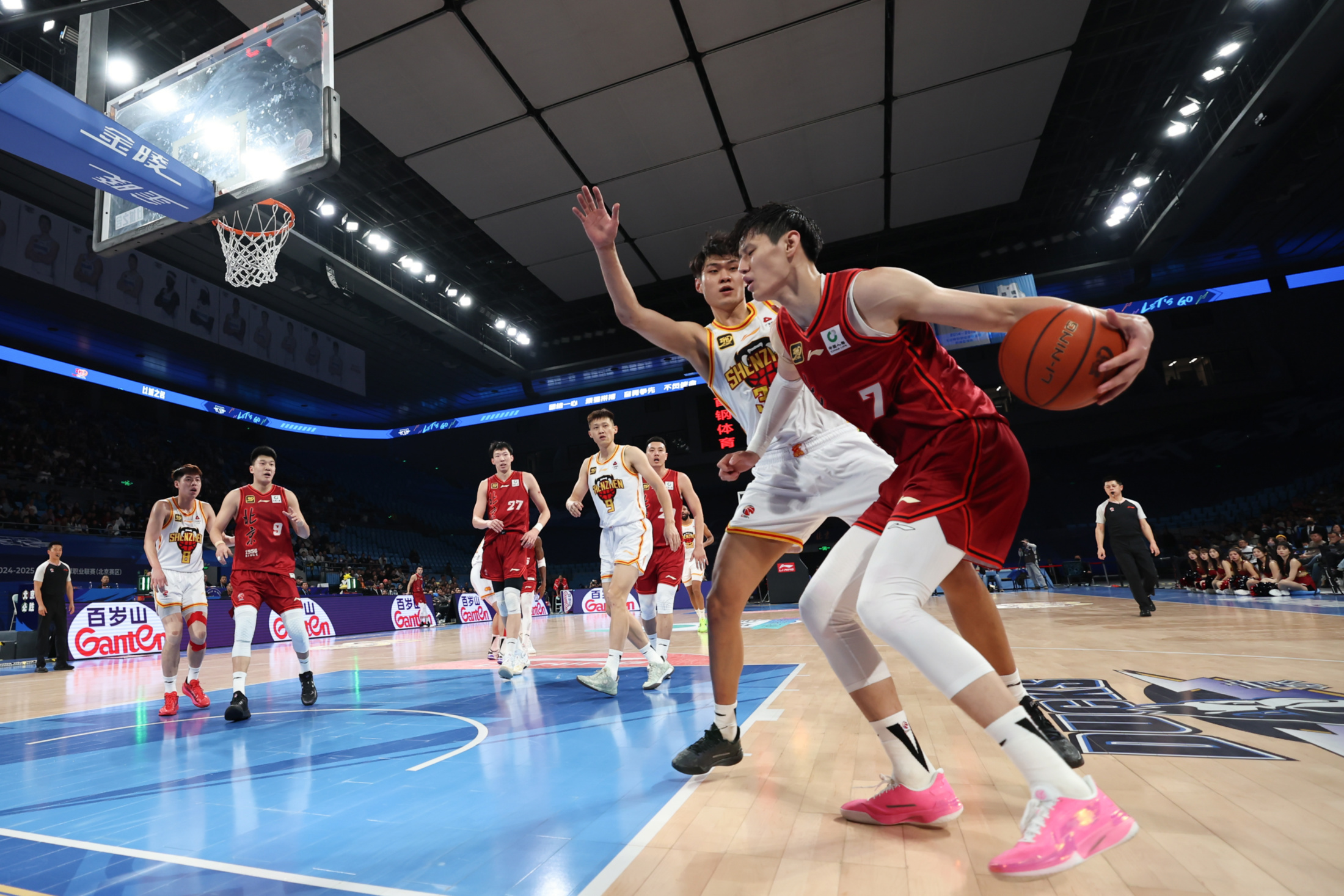 爱游戏体育-包含关键时刻突围战来临；皇家社会围绕CBA常规赛豪取连胜；赛场秩序良好；训练强度明显提升的词条